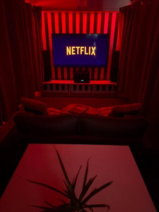Experience Cinema Immersif Dans Appartement Renove Pres De Montmartre باريس المظهر الخارجي الصورة